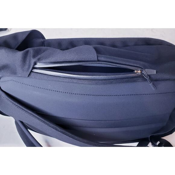 BELLROY (?) Melbourne Backpack Black Laptop Commuter Magnetic Flap - Picture 8 of 12